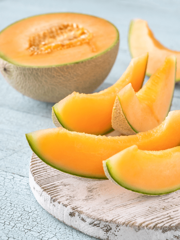 Cantaloupe cut into slices
